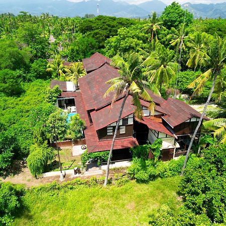 Gili Buana Hostel Гили Еър Екстериор снимка